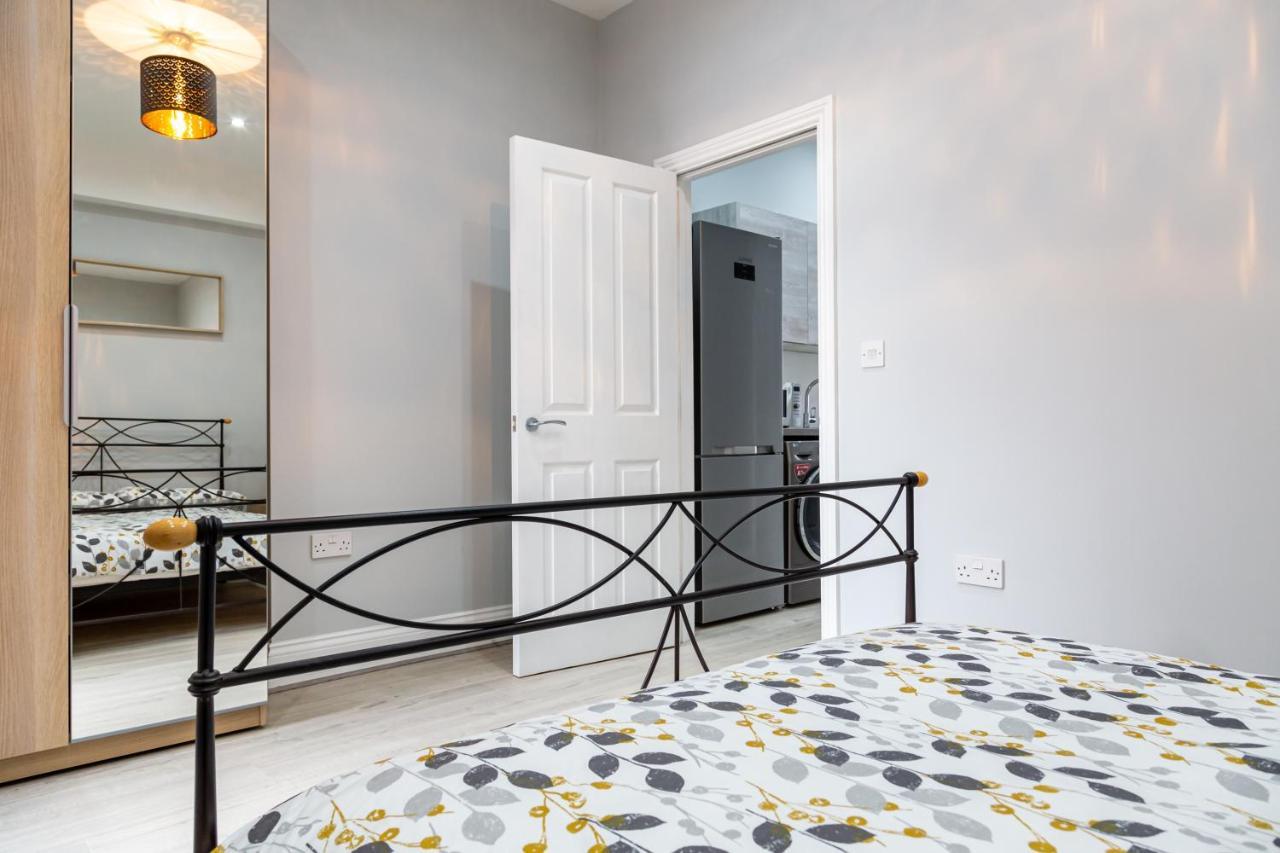 Stunning Property Fully Refurbished Birmingham Extérieur photo